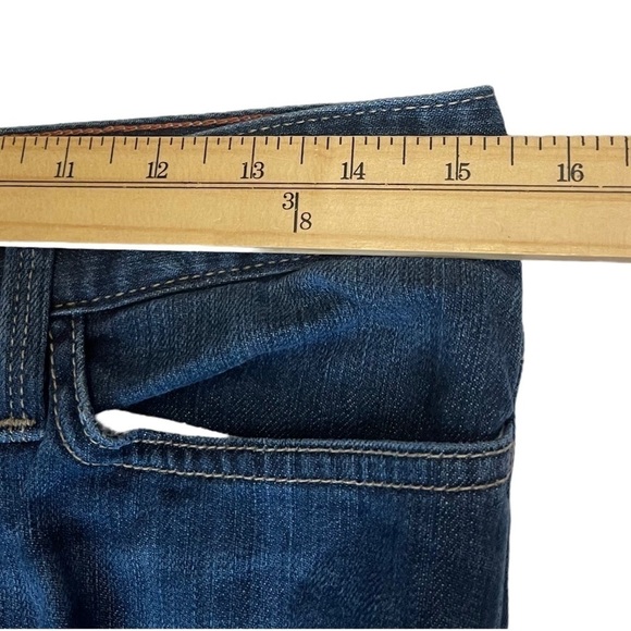 Eddie Bauer Natural Fit Bootcut Specially Dyed Mid Rise Creased Blue Den… - Picture 13 of 15